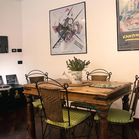 Lalu Apartment